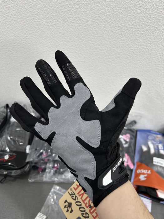 Мото перчатк …..