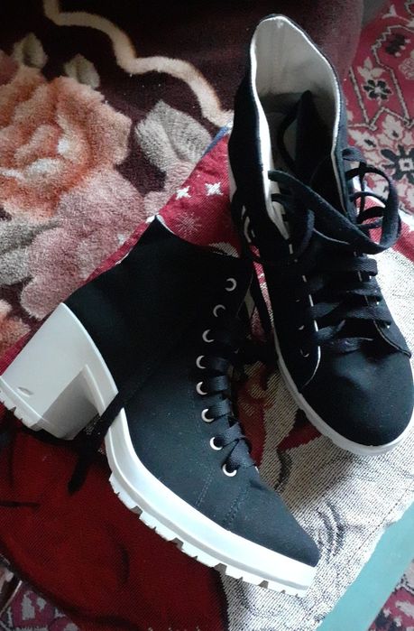 Încălțăminte material textil