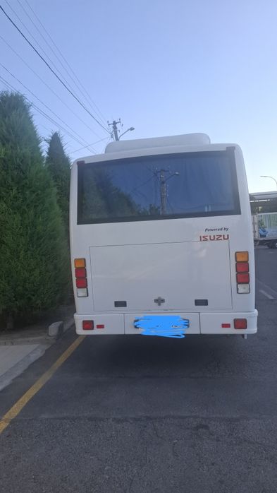 Автобус  .2011 йил