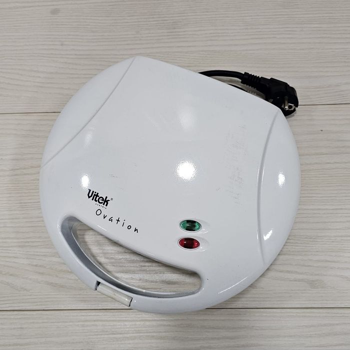 Сэндвичница-тостер.