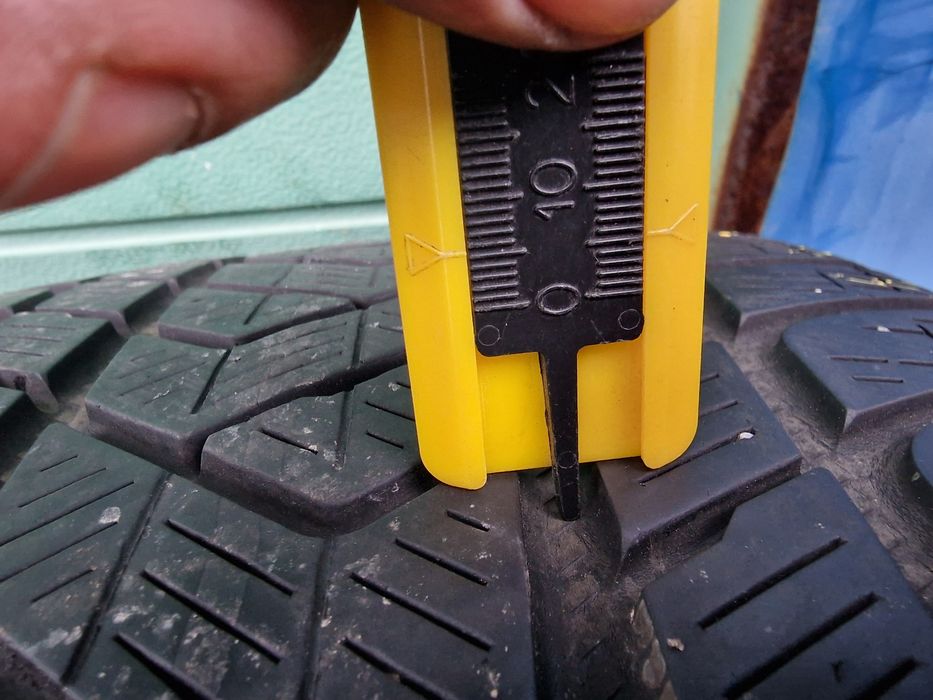 Anvelope 275/50R19 marca Pirelli, M+S, DOT 2019, 5.5 mm