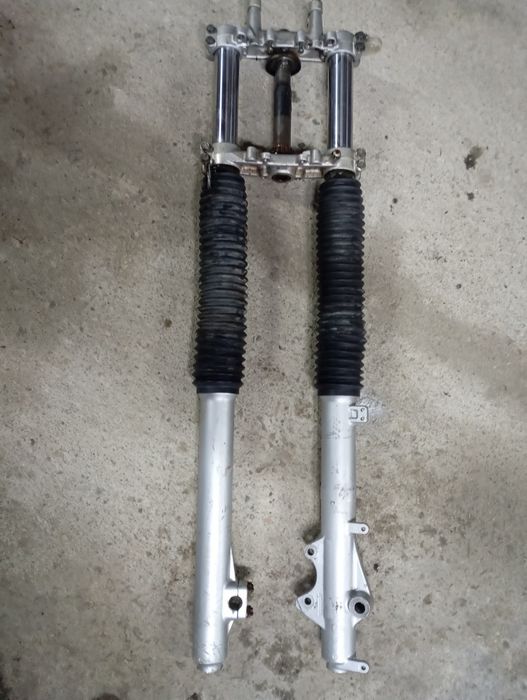 Предница Yamaha DT 125 R