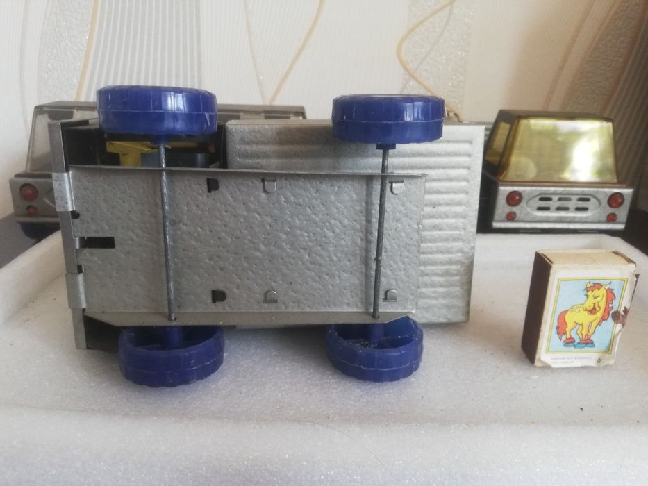 Машинки, новые СССР.