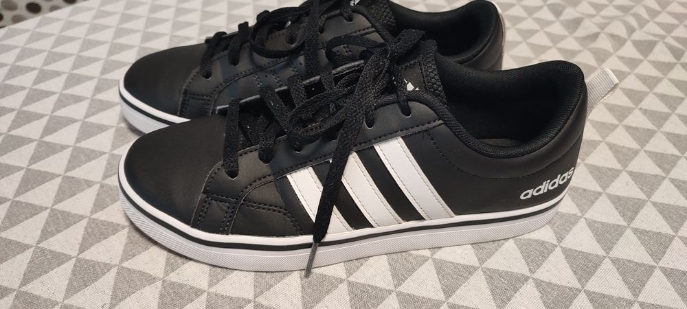 Маратонки АДИДАС