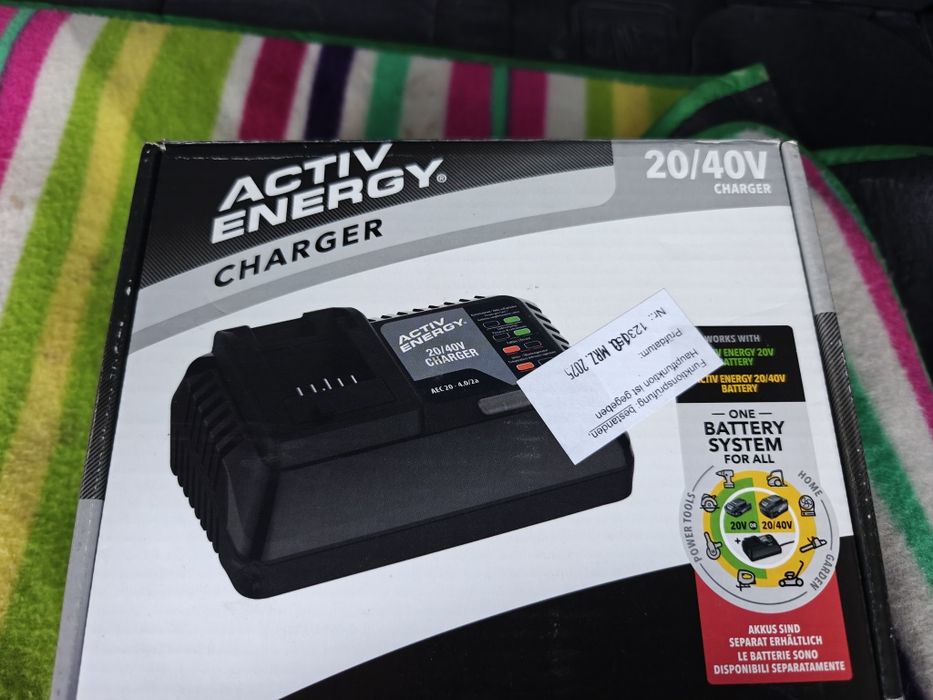 Suflanta și aspirator Ferrex 40 v