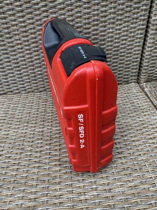 Kit Scule 12V Hilti SF 2-A și SFD 2-A – 2 Acumulatori + Încărcător + Valiză