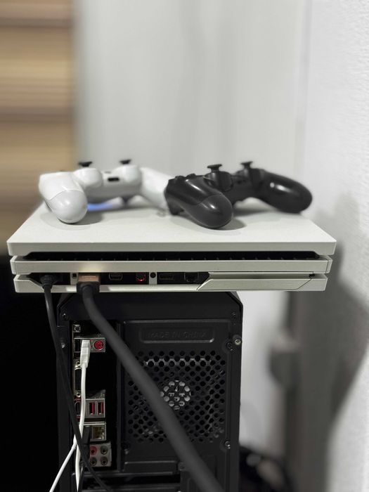 Playstation 4 PRO 1TB + ТОПОВЫЕ ИГРЫ, В БЕЛОМ ИСПОЛНЕНИИ - рассрочка