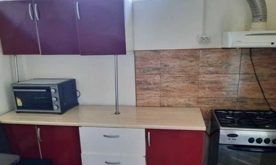 Дава се под наем Едностаен апартамент в Пловдив, Център - 24 кв.м за 132.6 € - Снимка #2