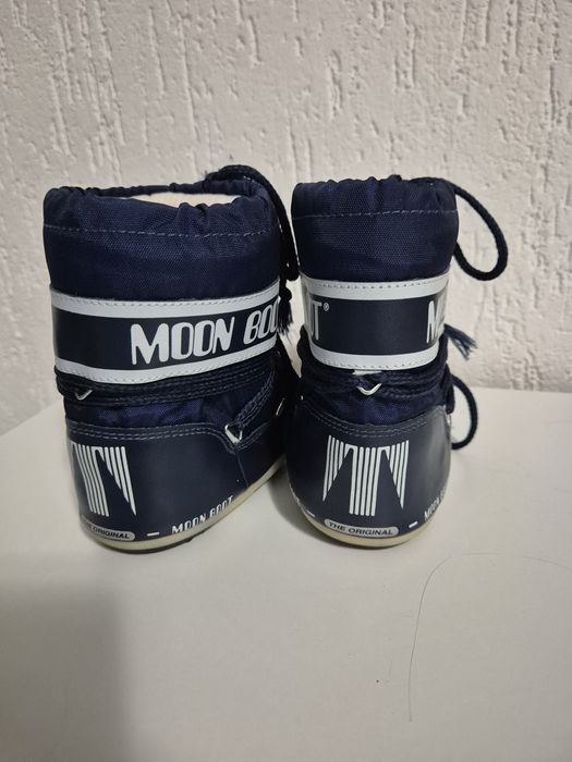 Детски апрески  Moon boot