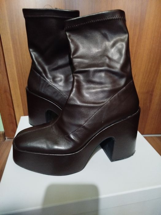 Ботуши и боти запазени