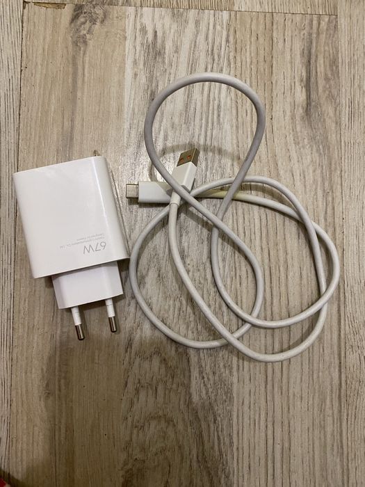 Xiaomi 12 5g 128gb със кутия , със зарядно САМО ЛИЧНО ПРЕДАВАНЕ!