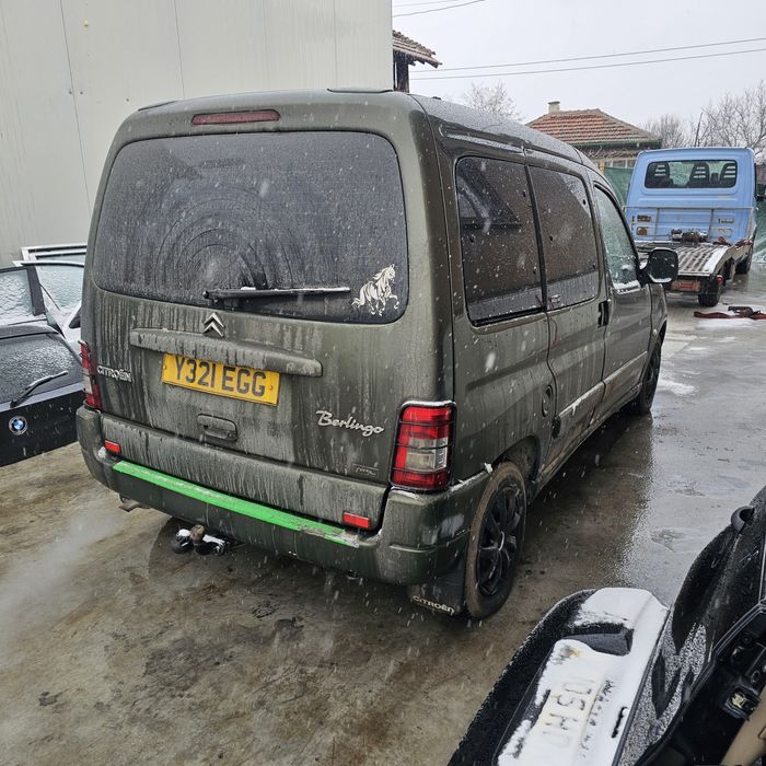 Citroën Berlingo 1.4 90k.s бензин. 2006г
На части само.