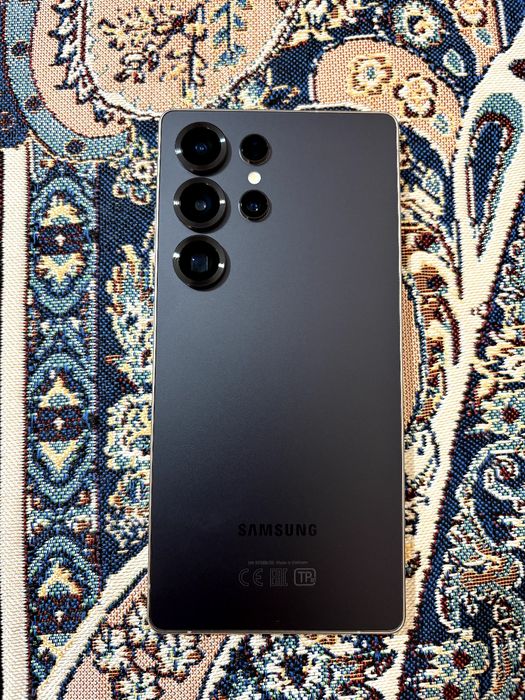 Samsung S25 Ultra xotirasi 256GB