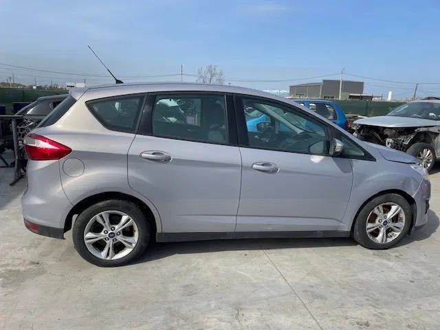Dezmebrez Ford C Max 2 an 2014 Motor 1.0 Ecoboost