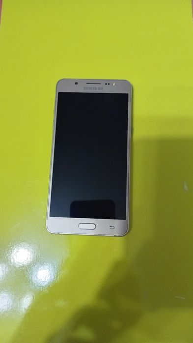 Galaxy J5   рабочий 15.000