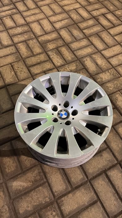 Титанка R 18 BMW состяние хорошы