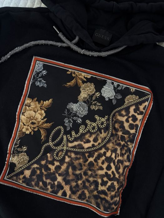 Оригинален суичър Guess