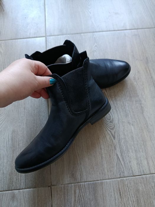 Ghete Marco Tozzi  piele naturală