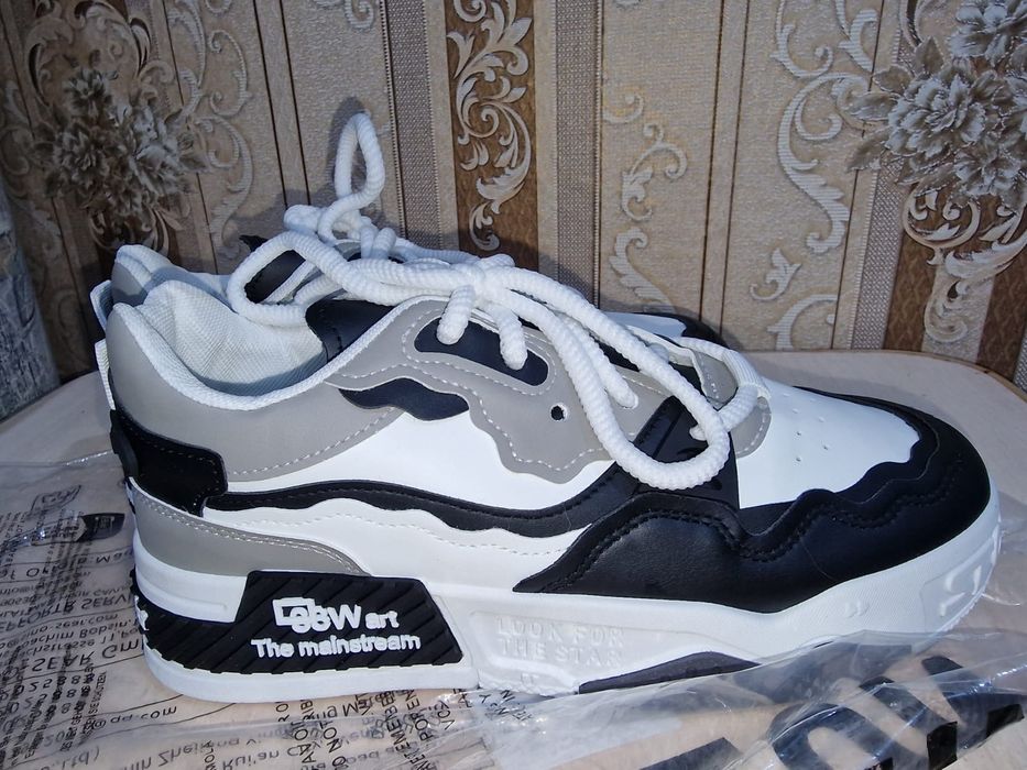 Новые кроссовки  не подошли