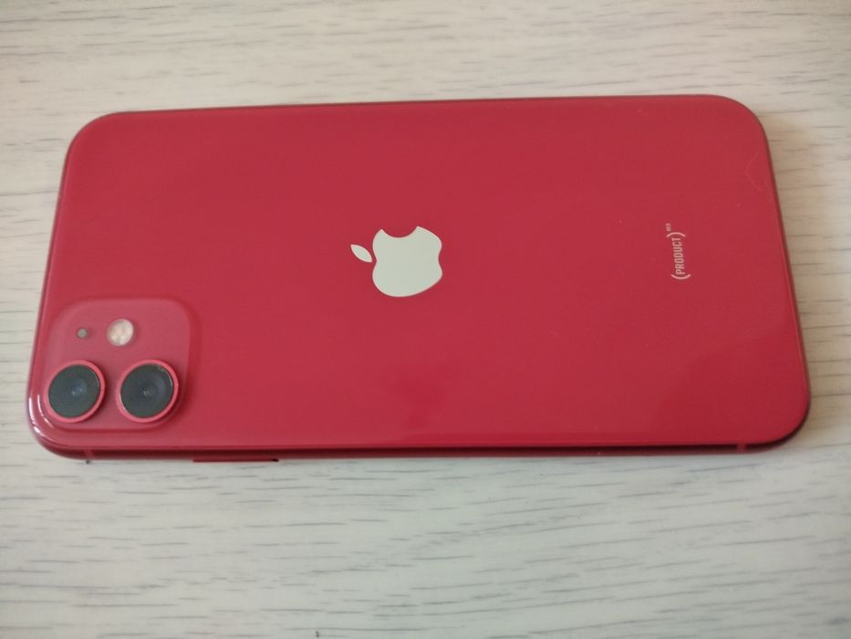 Продам айфон 11 64 Гб 75 % батарея