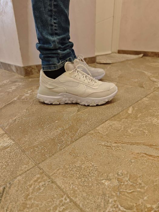 Оригинални Бели Маратонки Nike