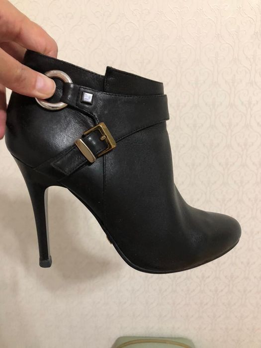 Продам полу ботинок