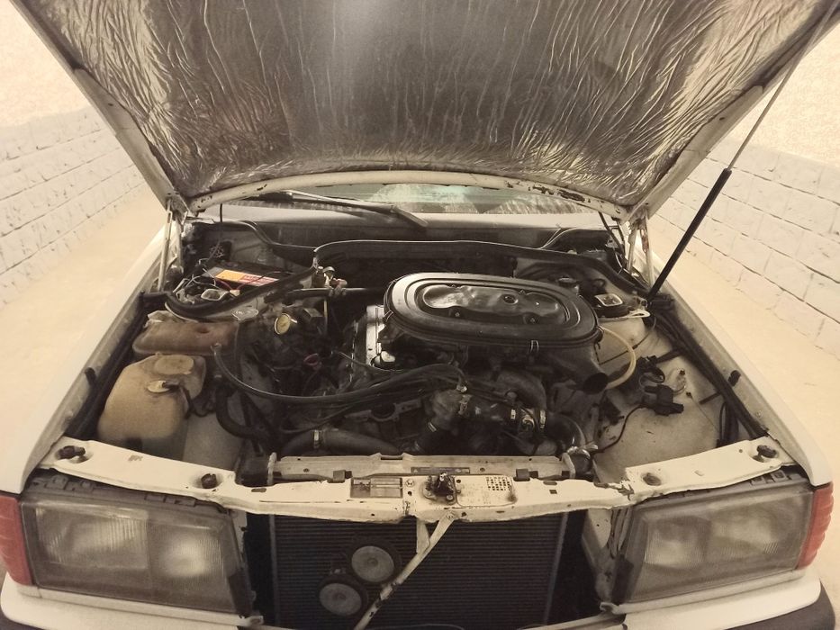 Мерседес W201 Сотилади.