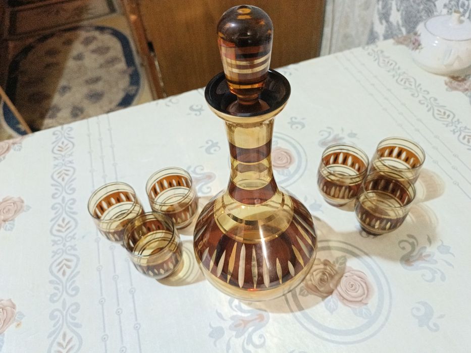 Продаю коньячный набор.