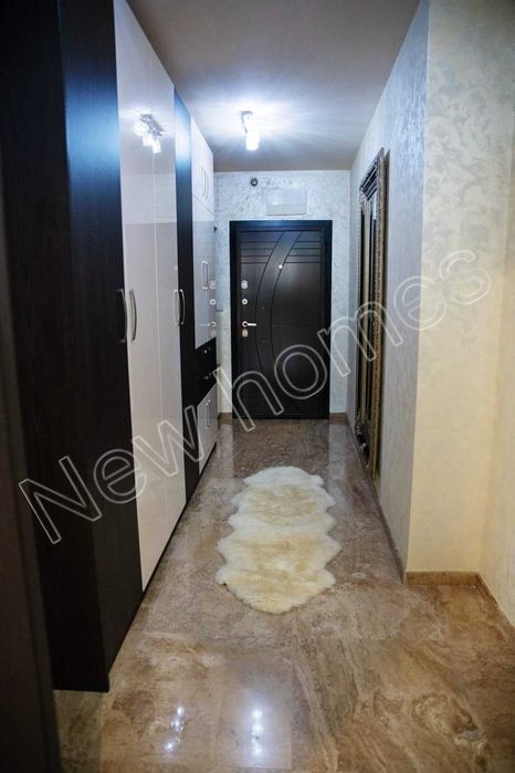 Продава се Тристаен апартамент в Пловдив, Съдийски - 130 кв.м за 1524 €/кв.м - Снимка #9