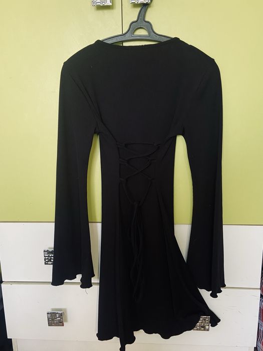 Платье с завязками