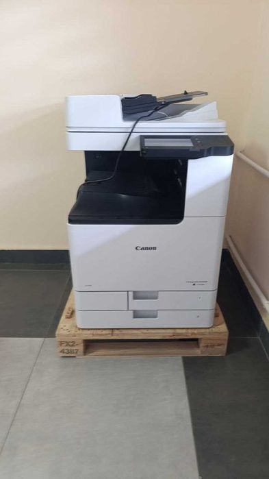 Продаётся профессиональный принтер canon
