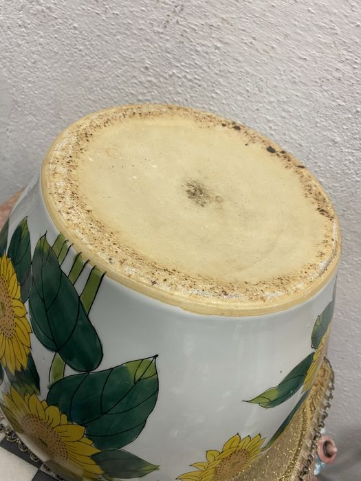 Огромна порцеланова кашпа