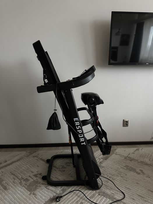 Продам беговую дорожку