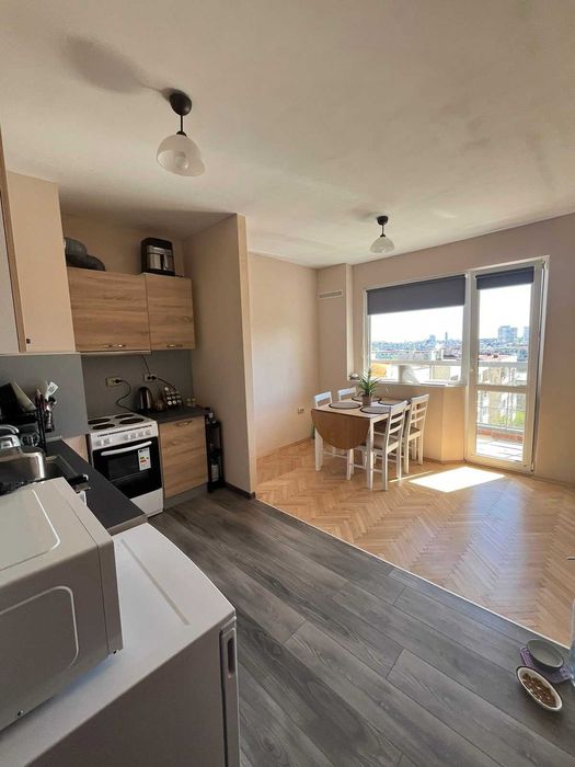 Дава се под наем Двустаен апартамент в София, Център - 81 кв.м за 600 € - Снимка #1