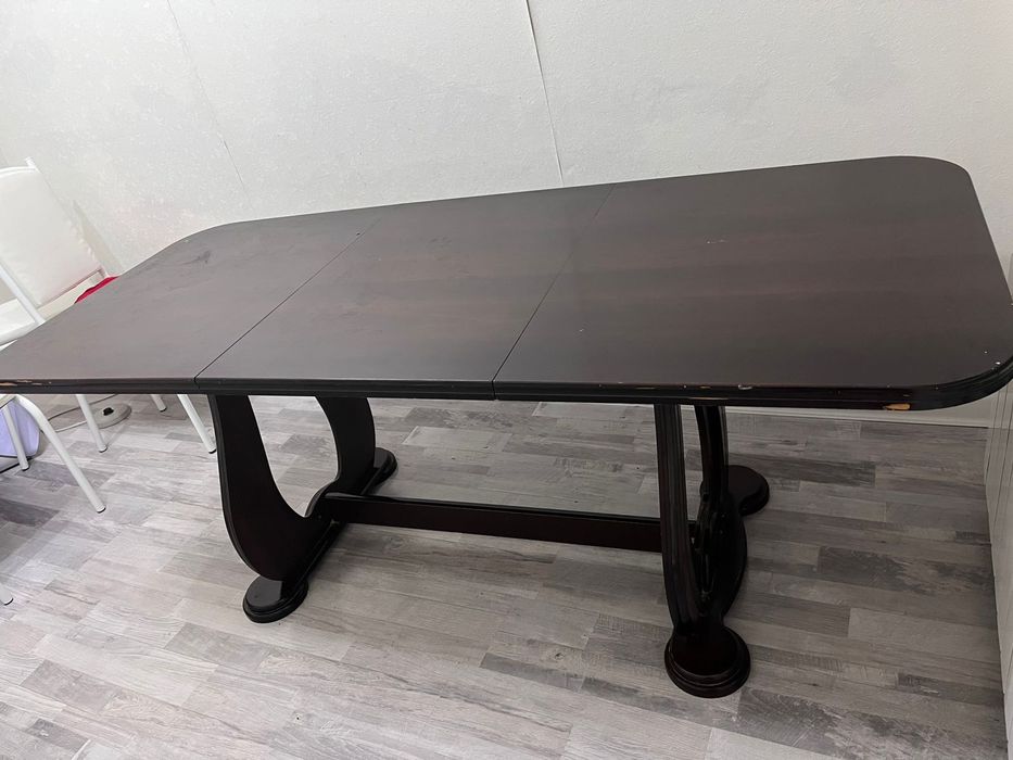 Продам стол гостиной дерево натуральный