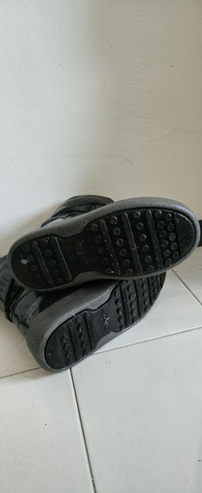 Лачено зимно-есенно яке и ботуши moon boots