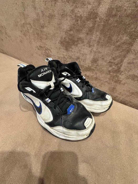 кроссовки б/у 41-42 размеры