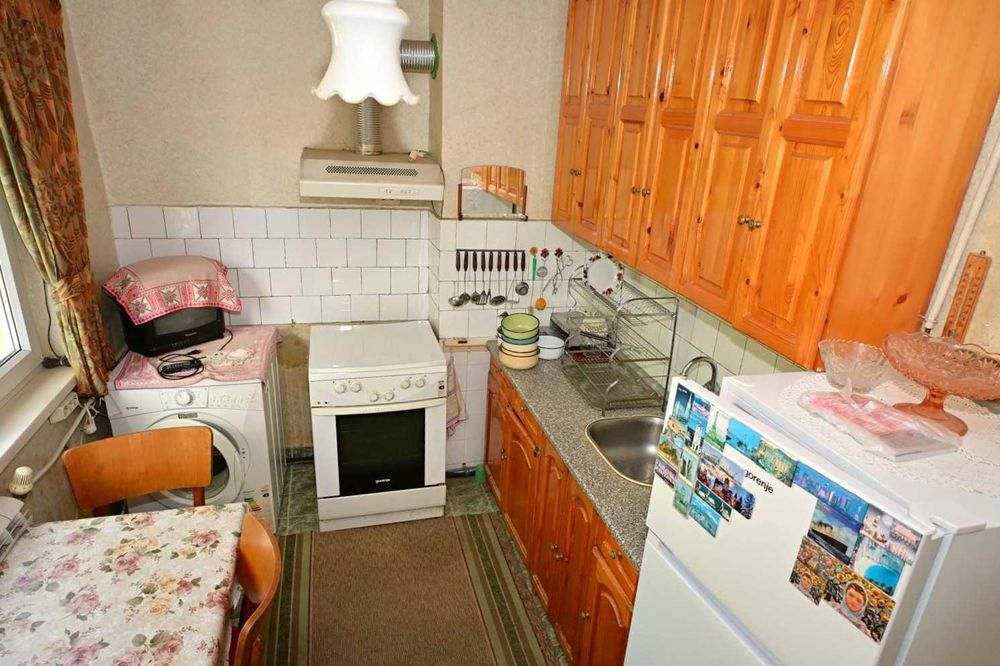 Дава се под наем Двустаен апартамент в Перник, Изток - 63 кв.м за 290.7 € - Снимка #6