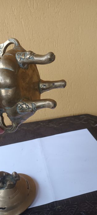 Urnă veche din Bronz