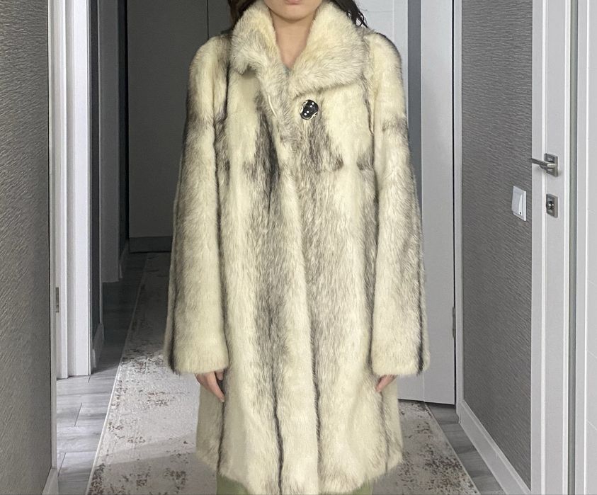 Продам шубу норковую