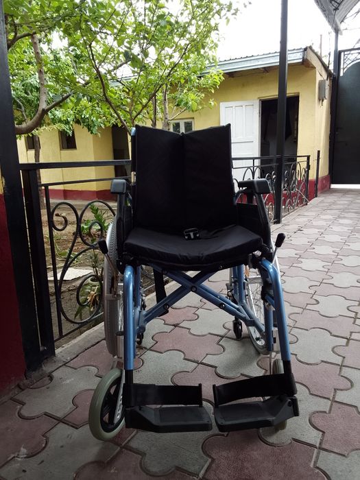 Инвалидный коляска