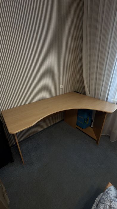 Большой стол для работы