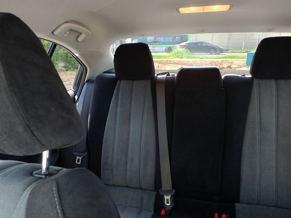 Срочно продам TOYOTA COROLLA