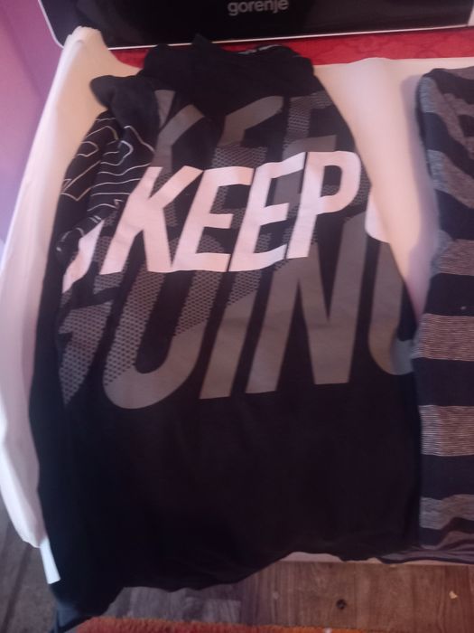 Haine,Bluze,Tricouri