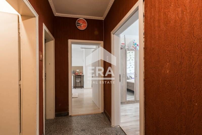 Продава се Тристаен апартамент в Варна, Център - 83 кв.м за 1655 €/кв.м - Снимка #5