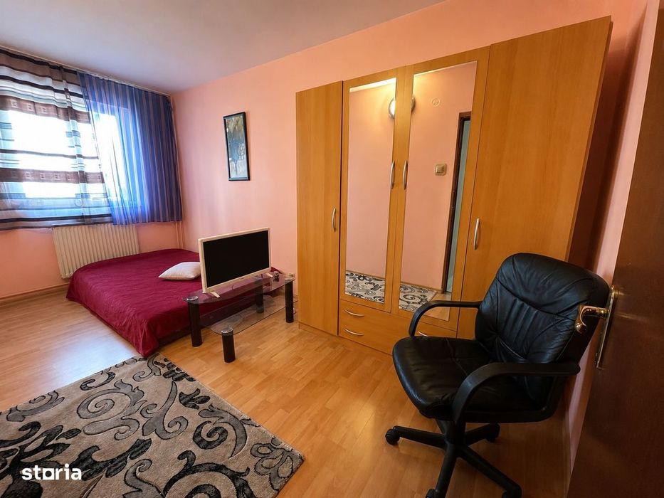 Apartament 3 camere decomandate | Astra | Etaj 1 | Zonă excelentă