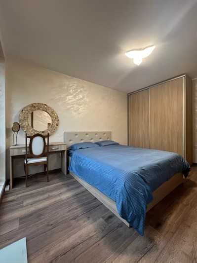 Дава се под наем Двустаен апартамент в София, Витоша - 65 кв.м за 698.19 € - Снимка #2