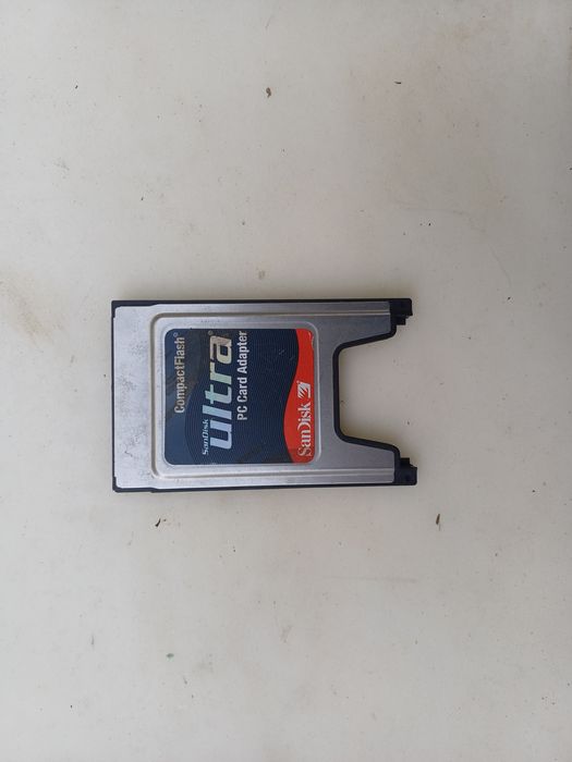 SANDISK Ultra PC Card Adapter Compact Flash PCMCIA MODEL# SDDR-64-784