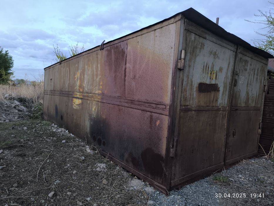 Продам металлический гараж