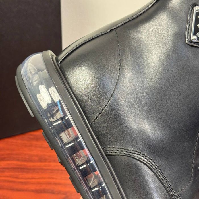 Ghete Prada , calitate premium , pe stoc , noi , 39